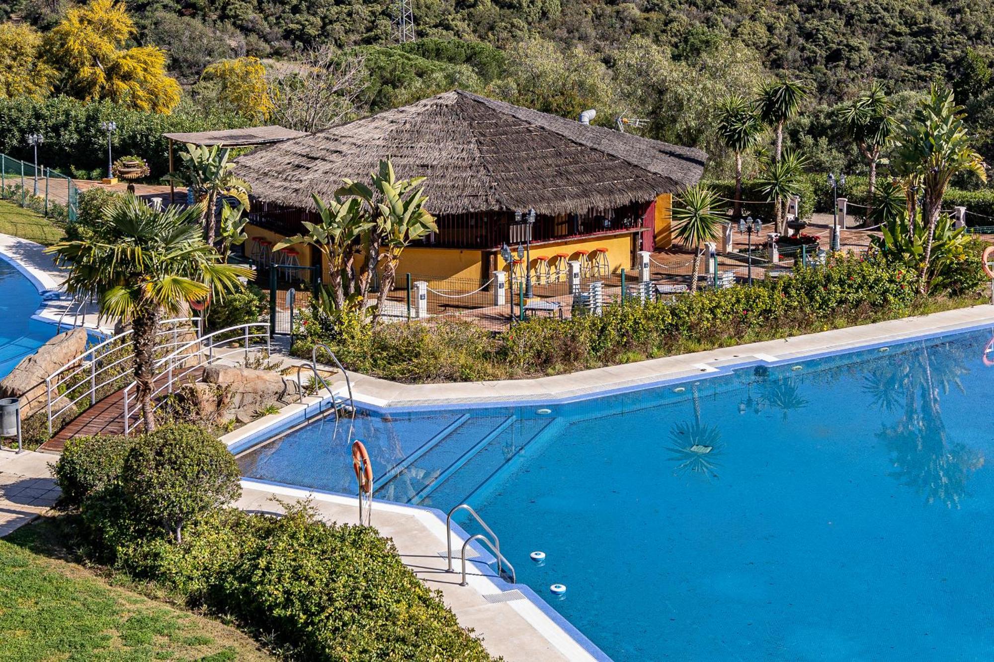 Rentitspain Apartamento Charming Gym, Jacuzzi Y Balcon Estepona Exteriér fotografie
