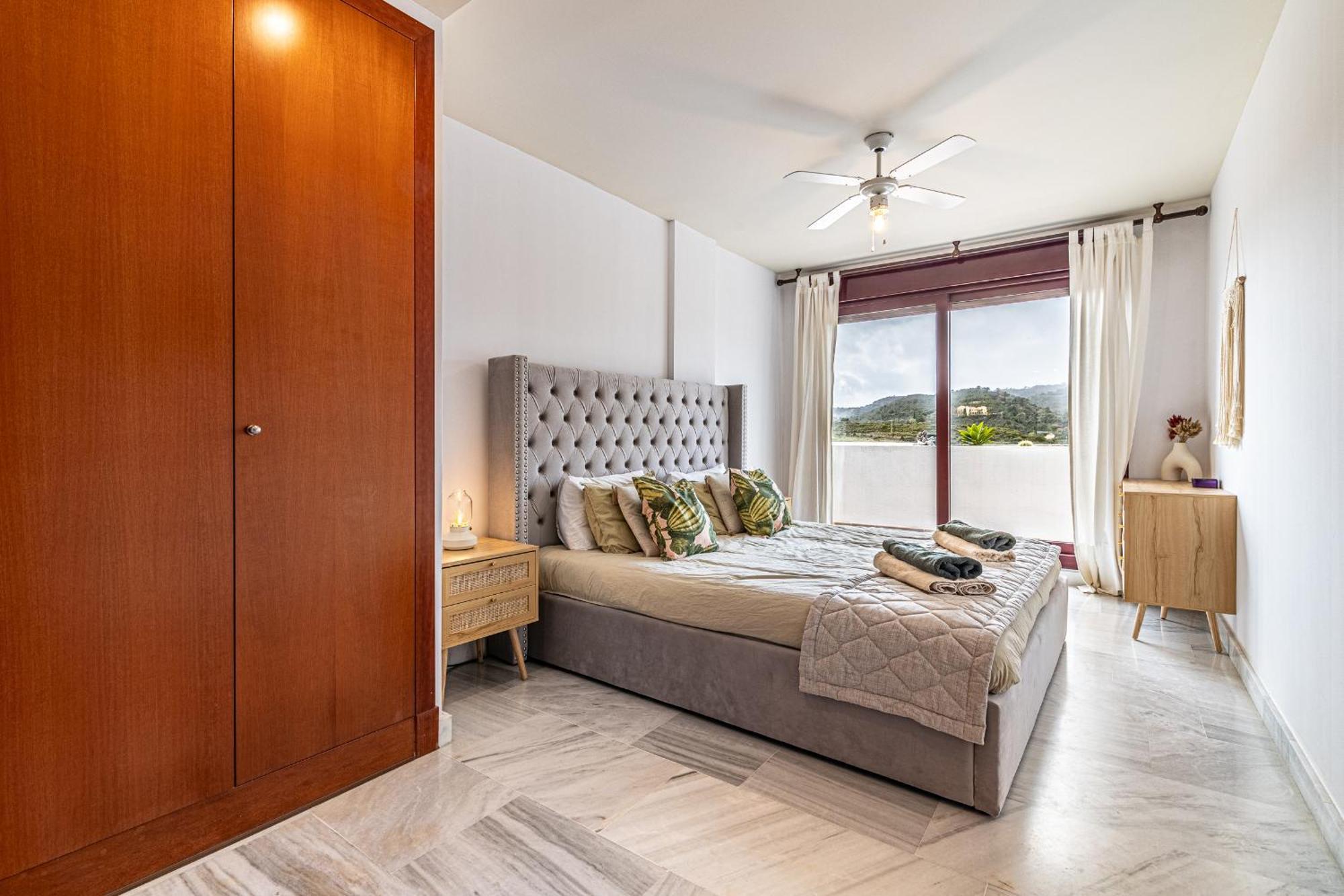 Rentitspain Apartamento Charming Gym, Jacuzzi Y Balcon Estepona Exteriér fotografie