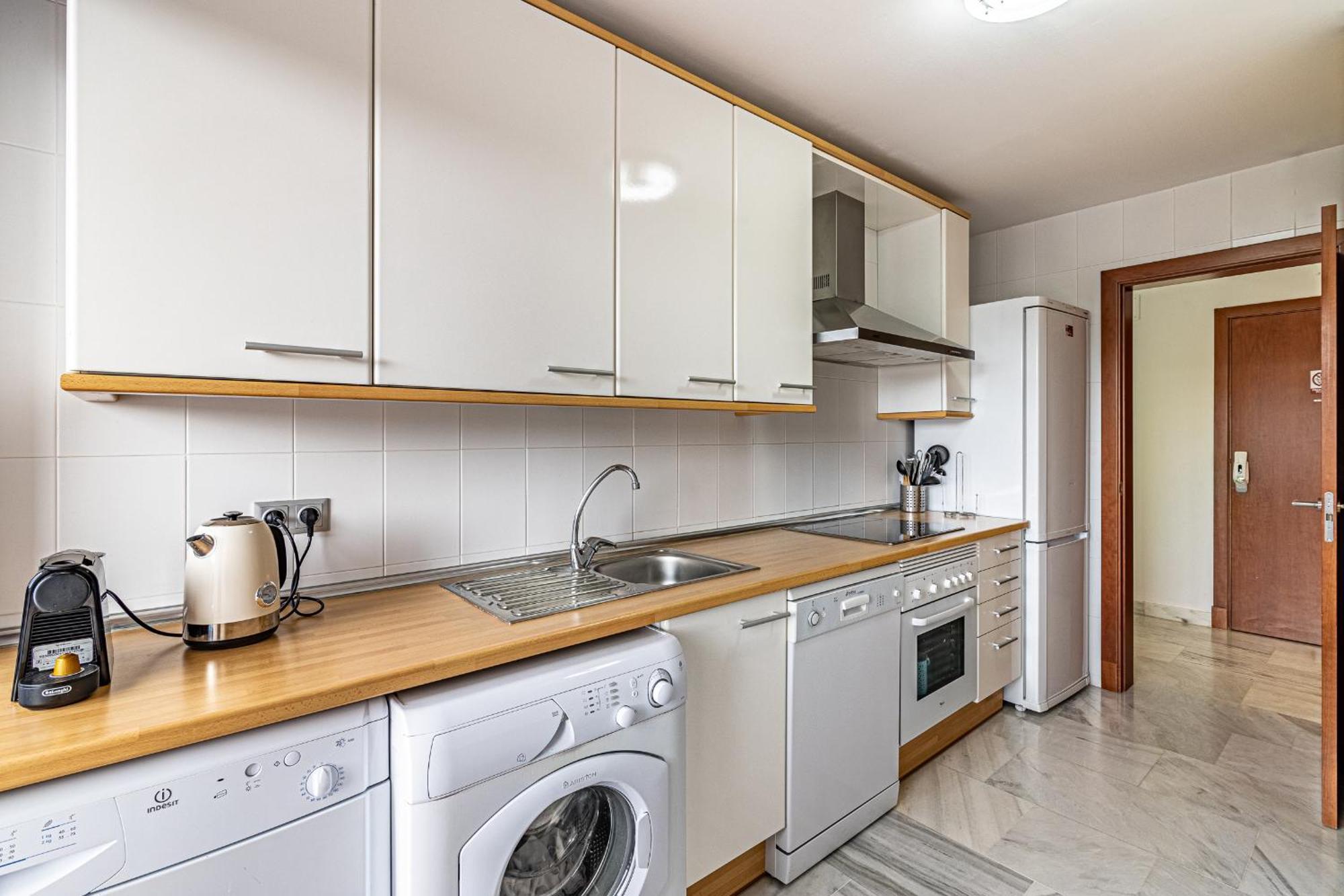 Rentitspain Apartamento Charming Gym, Jacuzzi Y Balcon Estepona Exteriér fotografie